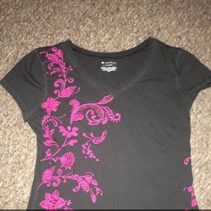 Athletic workout shirt